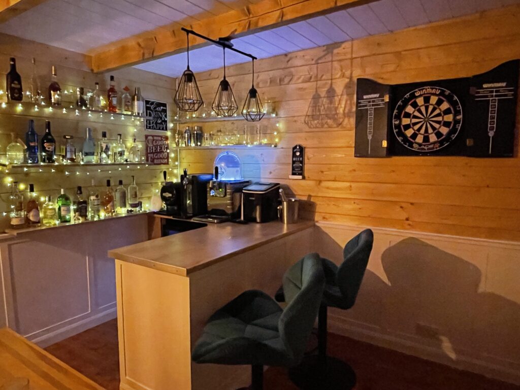 How to build a bar in a pubshed